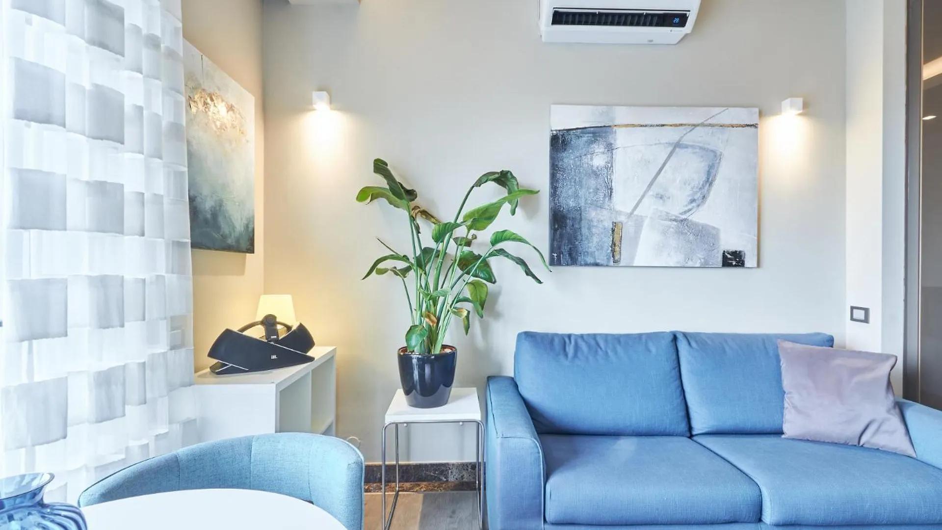 Easylife - Monolocale Con Balcone In Porta Venezia Apartment Milan