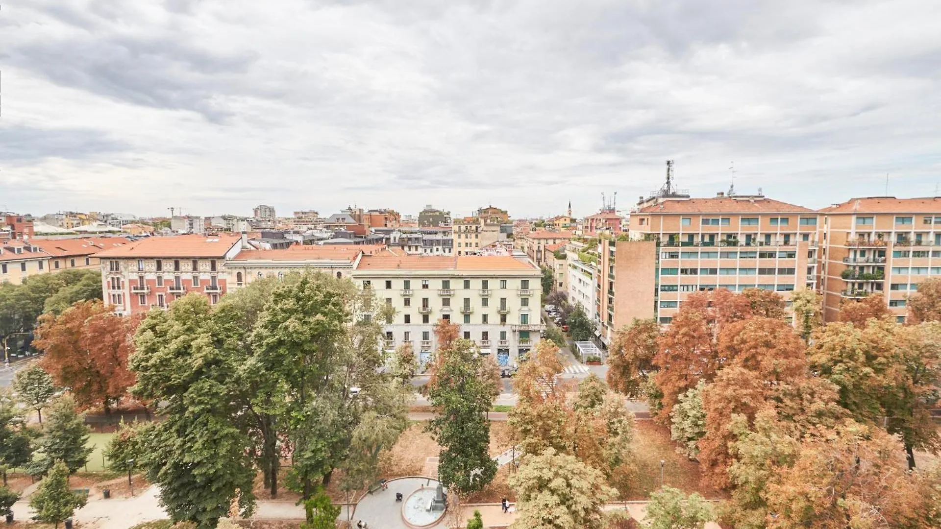 Easylife - Monolocale Con Balcone In Porta Venezia Apartment Milan