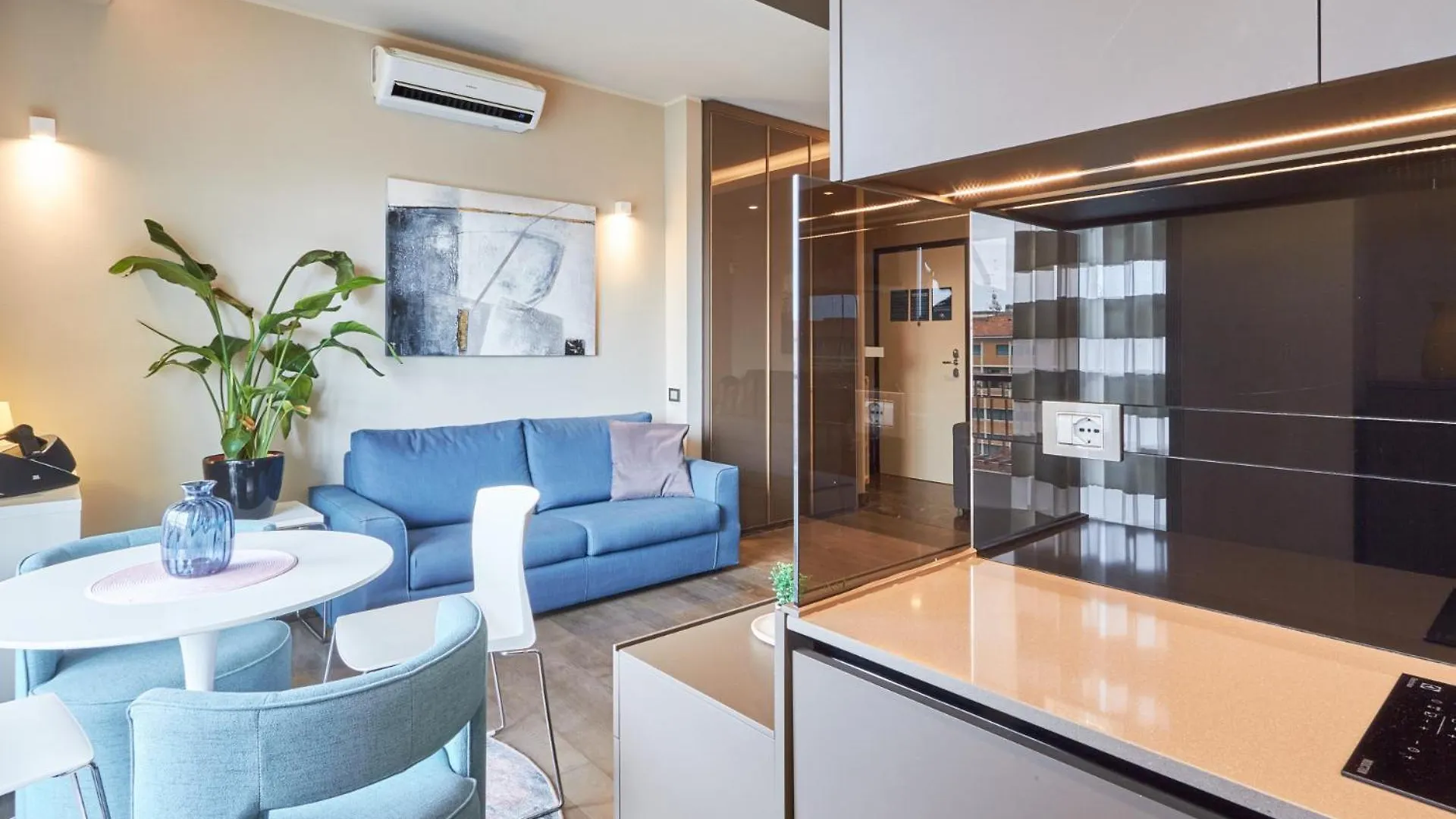 Easylife - Monolocale Con Balcone In Porta Venezia Apartment Milan