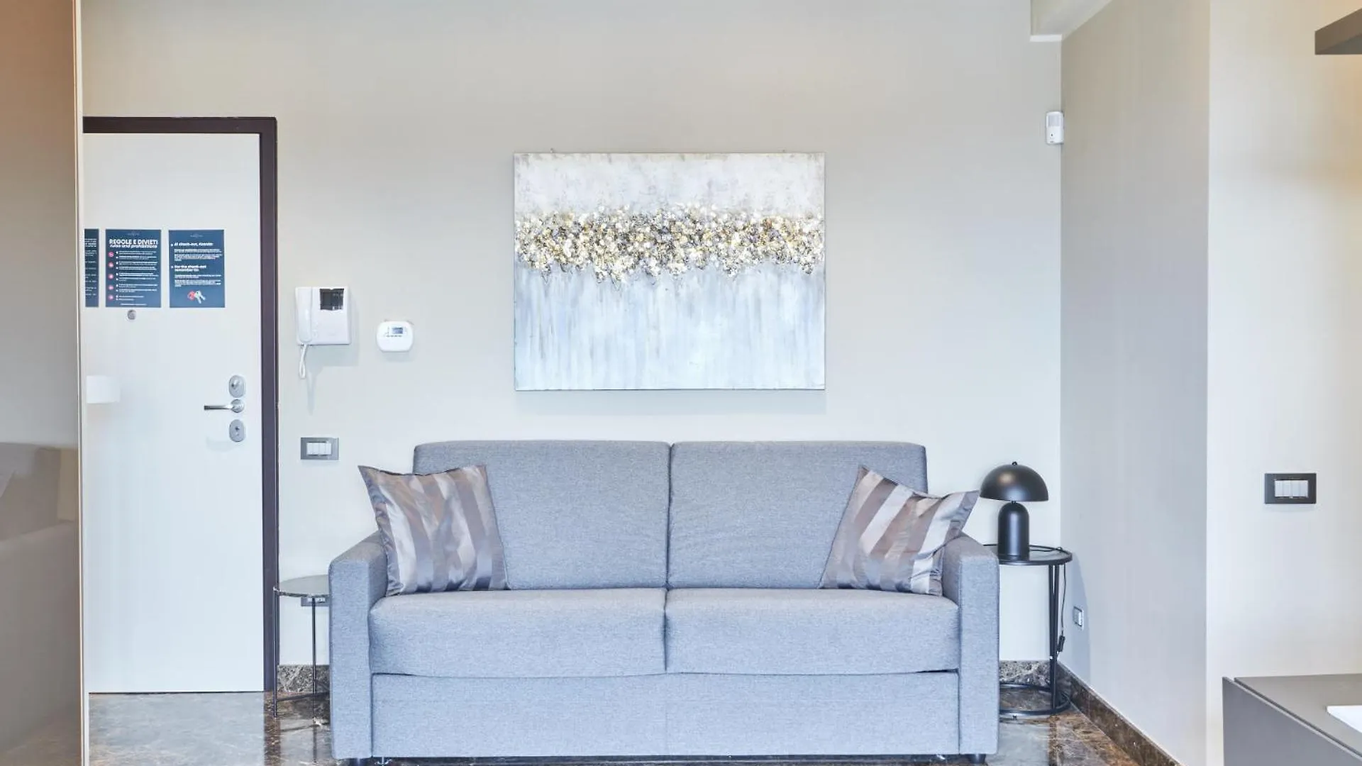 Easylife - Monolocale Con Balcone In Porta Venezia Apartment Milan