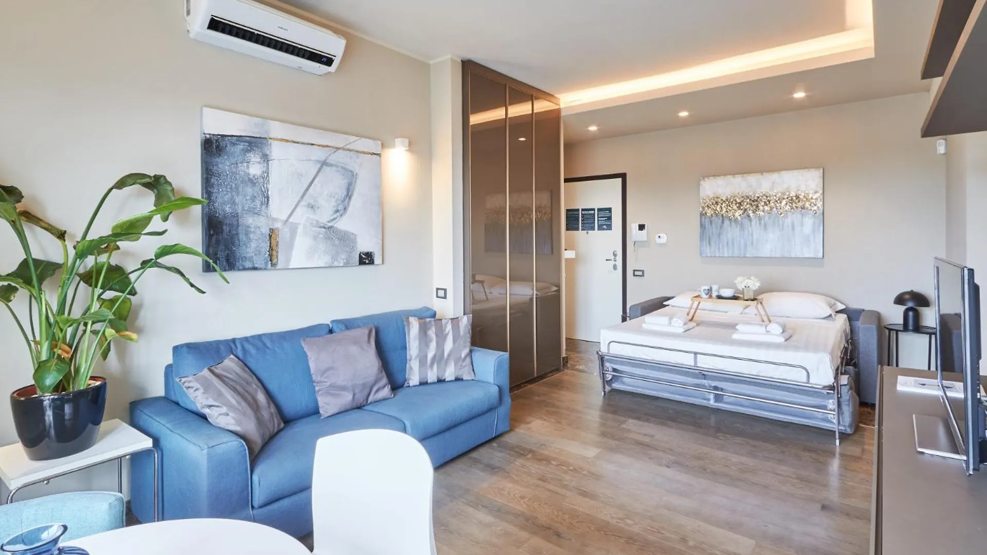 Easylife - Monolocale Con Balcone In Porta Venezia Apartment Milan 0*,  Italy
