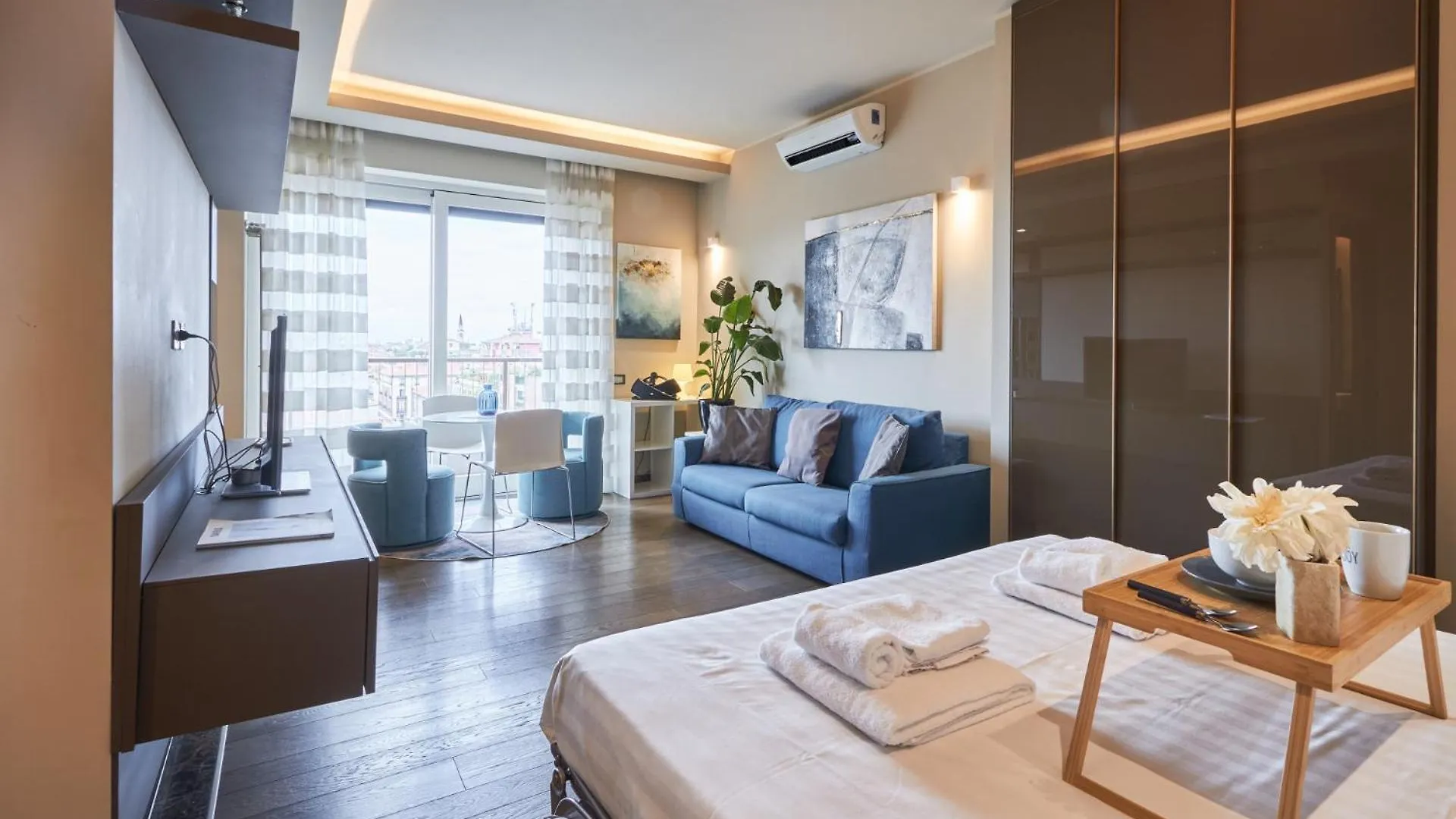 Easylife - Monolocale Con Balcone In Porta Venezia Apartment Milan Italy