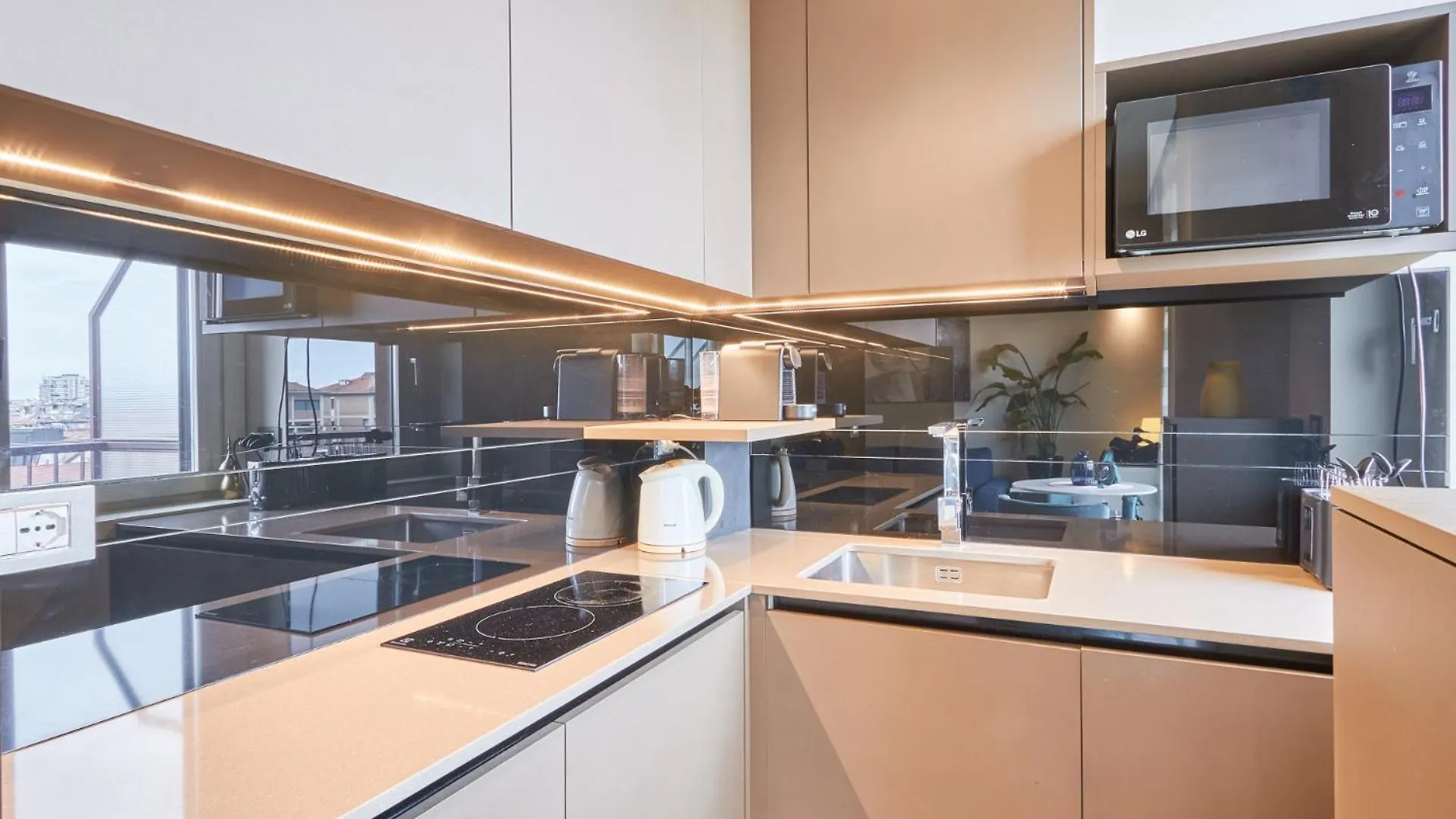 Easylife - Monolocale Con Balcone In Porta Venezia Apartment Milan 0*,