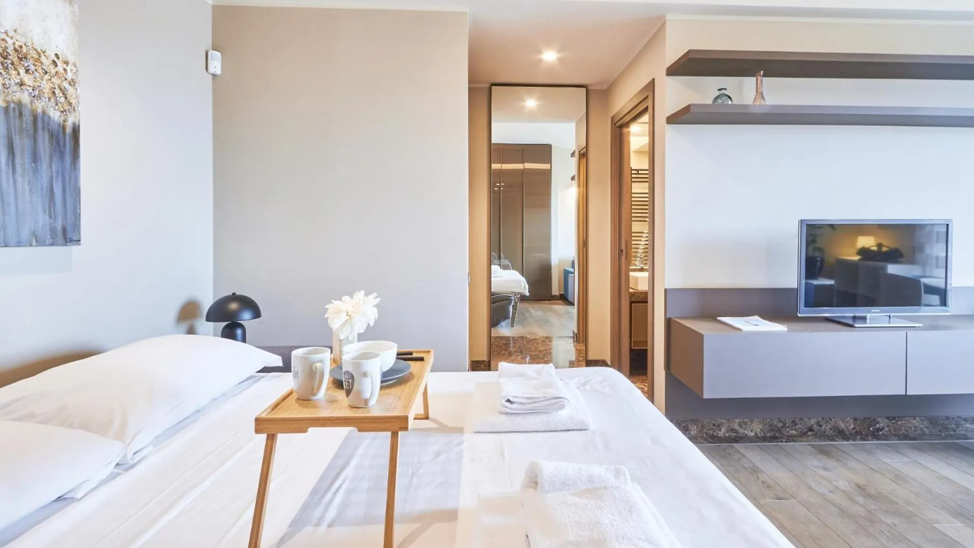 Easylife - Monolocale Con Balcone In Porta Venezia Apartment Milan